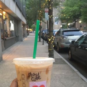 Meet your Posher, Raeven